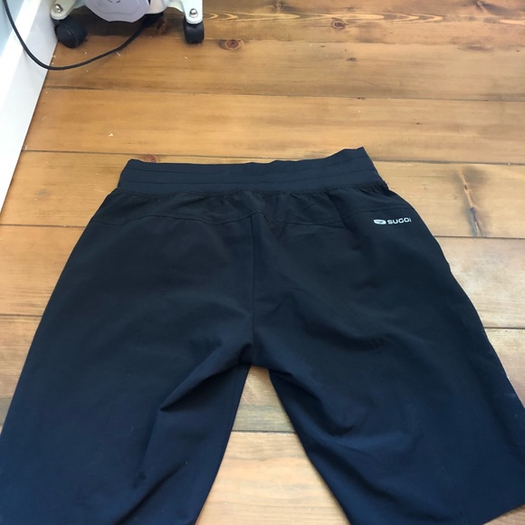 Hiking shorts - Picture 4 of 4